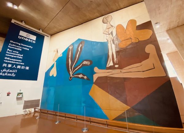 Ikarus-by-Picasso-at-UNESCO-headquarters-2024-Paris.jpeg